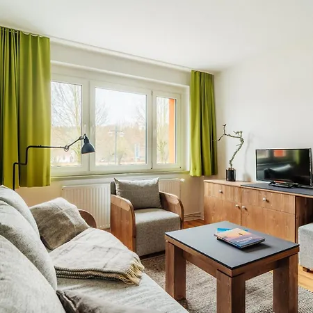 Bodeapartment 5 * Elend